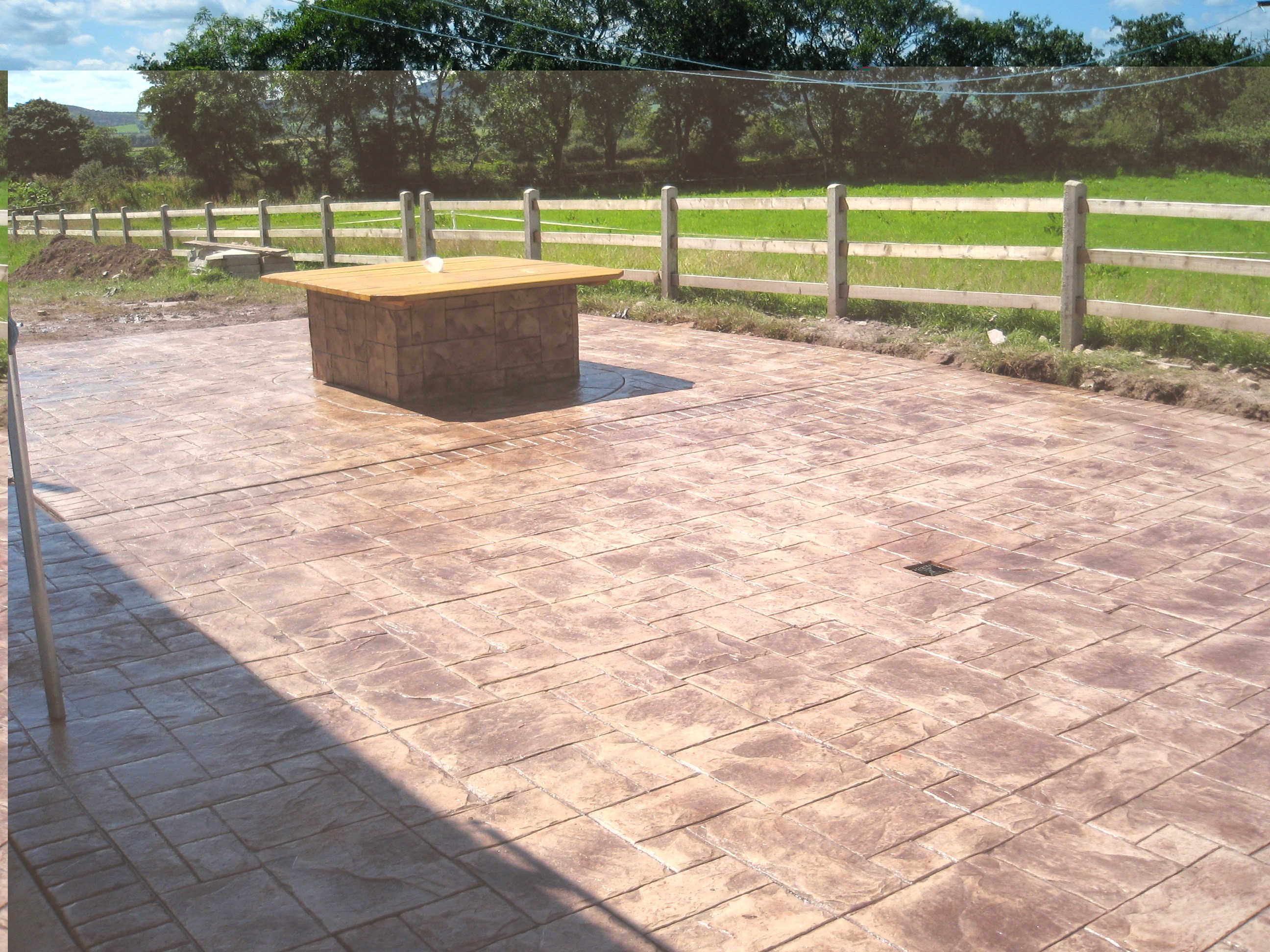 ASHLER SLATE COAST CREAM COLOUR HARDENER & DARK BROWN RELEASE AGENT (3)